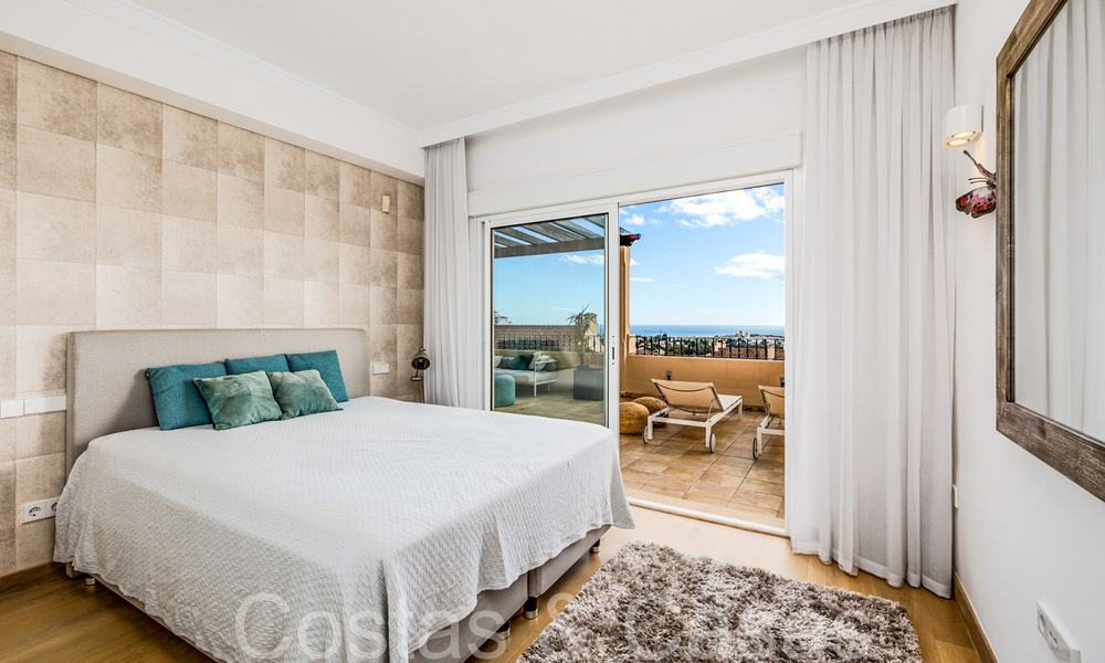Beautiful double penthouse with sea views for sale in a 5-star complex in Nueva Andalucia, Marbella 66677