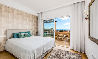 Beautiful double penthouse with sea views for sale in a 5-star complex in Nueva Andalucia, Marbella 66677 