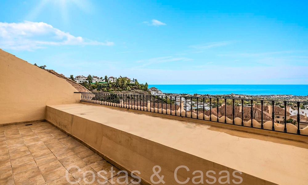Beautiful double penthouse with sea views for sale in a 5-star complex in Nueva Andalucia, Marbella 66693