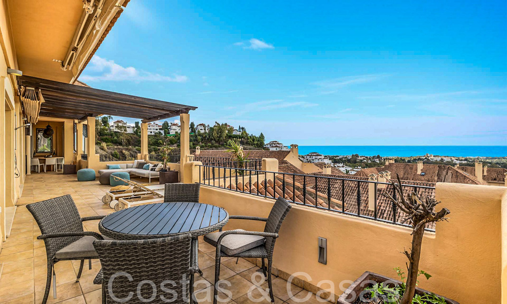 Beautiful double penthouse with sea views for sale in a 5-star complex in Nueva Andalucia, Marbella 66695