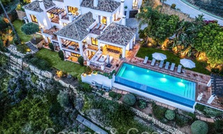 Mediterranean luxury villa for sale with golf and sea views in a gated urbanization in La Quinta, Marbella - Benahavis 66701 