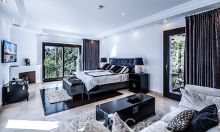 Mediterranean luxury villa for sale with golf and sea views in a gated urbanization in La Quinta, Marbella - Benahavis 66717 