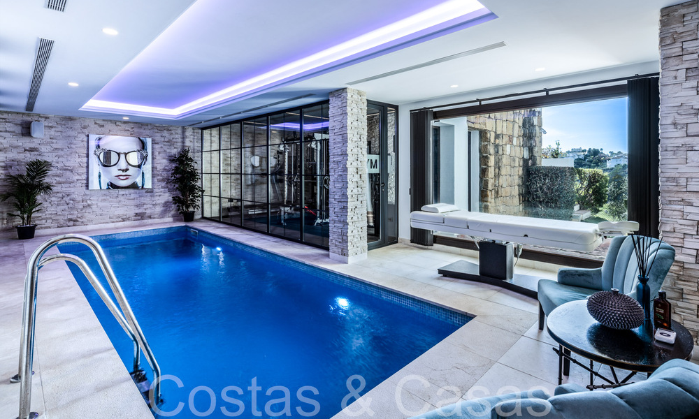 Mediterranean luxury villa for sale with golf and sea views in a gated urbanization in La Quinta, Marbella - Benahavis 66726