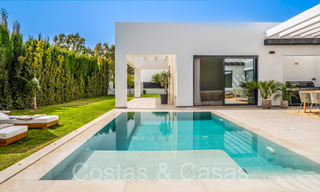 Stylish, modern single-storey luxury villa for sale in a golf area near Estepona centre 66747 