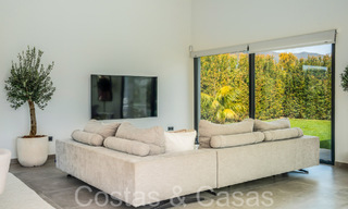 Stylish, modern single-storey luxury villa for sale in a golf area near Estepona centre 66756 