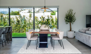 Stylish, modern single-storey luxury villa for sale in a golf area near Estepona centre 66757 