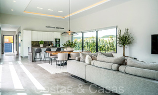 Stylish, modern single-storey luxury villa for sale in a golf area near Estepona centre 66761 