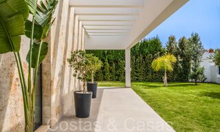 Stylish, modern single-storey luxury villa for sale in a golf area near Estepona centre 66781 