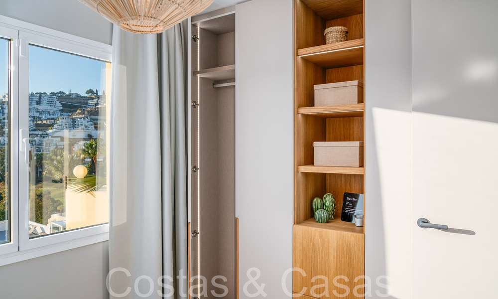 Ready to move in, contemporary duplex penthouse for sale in a gated community in La Quinta in Benahavis, Marbella 66815