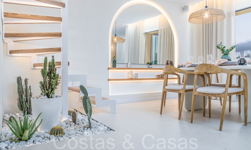 Ready to move in, contemporary duplex penthouse for sale in a gated community in La Quinta in Benahavis, Marbella 66821
