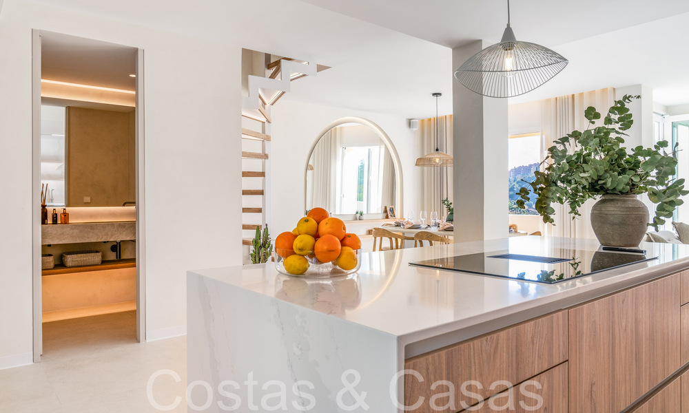 Ready to move in, contemporary duplex penthouse for sale in a gated community in La Quinta in Benahavis, Marbella 66830