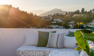 Ready to move in, contemporary duplex penthouse for sale in a gated community in La Quinta in Benahavis, Marbella 66834 