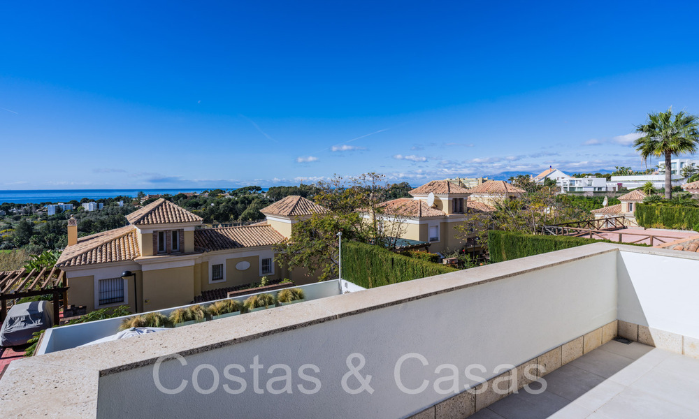 Spanish, semi-detached luxury villa with sea views for sale in the gated golf community of Santa Clara in East Marbella 67069