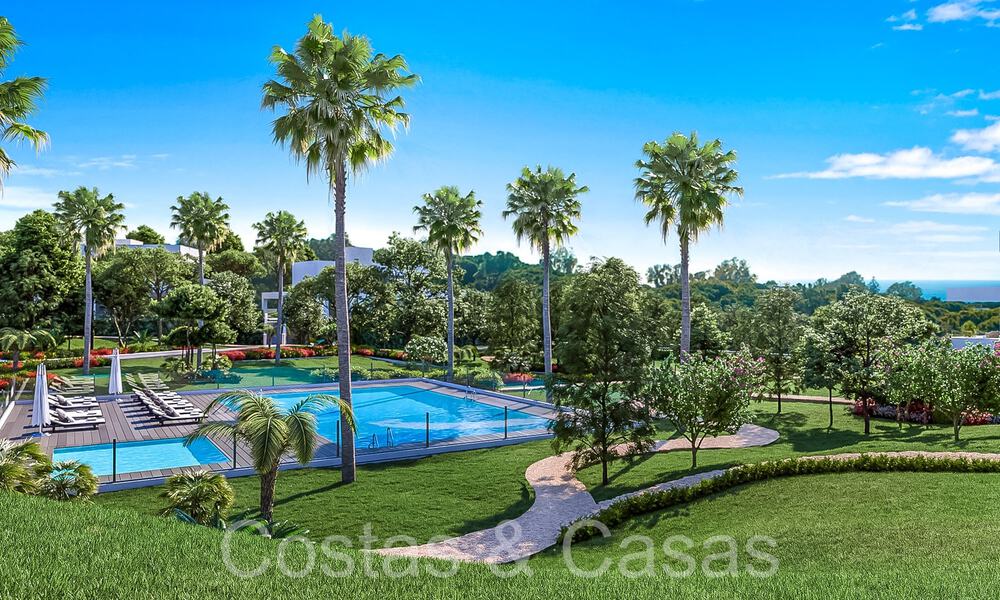 Brand new villa for sale within walking distance of Elviria beach, east of Marbella centre 67177