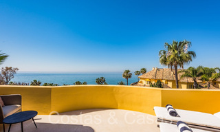 Elegantly renovated luxury penthouse for sale by the sea with beautiful sea views east of Marbella centre 67121 