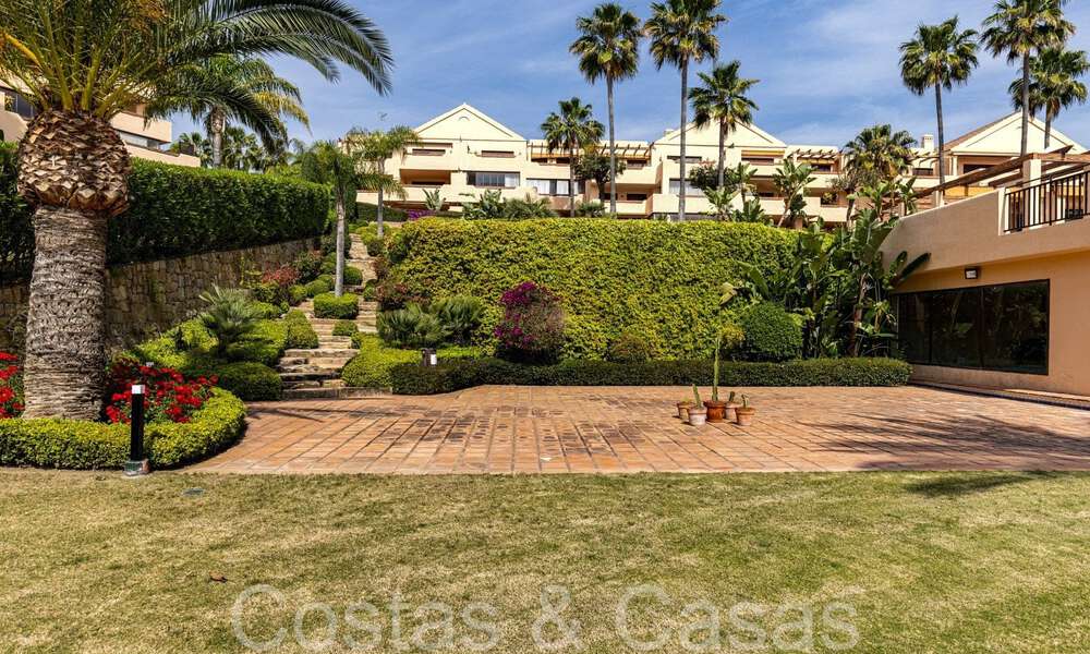 Move in ready, luxury apartment completely renovated with panoramic views of the Mediterranean Sea for sale in Marbella - Benahavis 67231