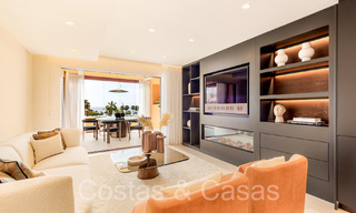 High quality renovated luxury apartment for sale in a frontline beach complex on the New Golden Mile, Marbella - Estepona 67272 