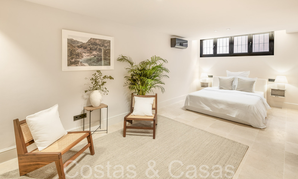 Stunning Mediterranean townhouse for sale in a highly regarded, secure urbanization on Marbella's Golden Mile 67354