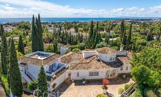 Luxury villa with Andalusian charm for sale in a privileged urbanization close to the golf courses in Marbella - Benahavis 67609 