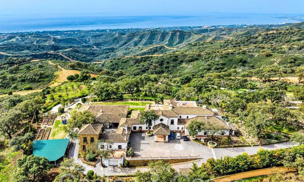 Magnificent Andalusian country estate for sale on an elevated plot of 5 hectares in the hills of East Marbella 67540
