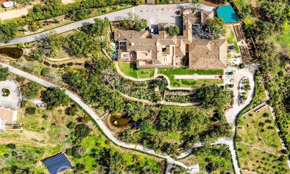 Magnificent Andalusian country estate for sale on an elevated plot of 5 hectares in the hills of East Marbella 67555