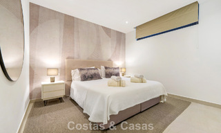 Modernist luxury villa for sale in an exclusive, gated residential area on Marbella's Golden Mile 787628 