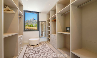 Modernist luxury villa for sale in an exclusive, gated residential area on Marbella's Golden Mile 787643 