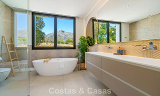 Modernist luxury villa for sale in an exclusive, gated residential area on Marbella's Golden Mile 787646 