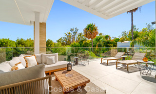 Modernist luxury villa for sale in an exclusive, gated residential area on Marbella's Golden Mile 787648 