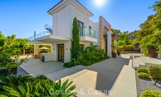 Modernist luxury villa for sale in an exclusive, gated residential area on Marbella's Golden Mile 787659 