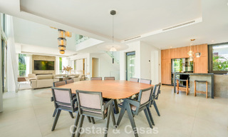 Modernist luxury villa for sale in an exclusive, gated residential area on Marbella's Golden Mile 787668 