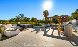 Modernist luxury villa for sale in an exclusive, gated residential area on Marbella's Golden Mile 787672 