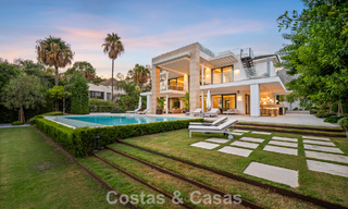 Modernist luxury villa for sale in an exclusive, gated residential area on Marbella's Golden Mile 787674 