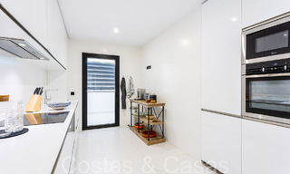 Ready to move in, spacious penthouse with panoramic sea views for sale in the hills of Estepona, close to the centre 67503 