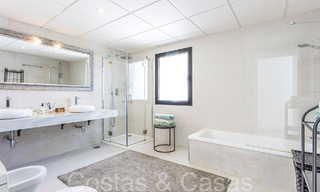 Ready to move in, spacious penthouse with panoramic sea views for sale in the hills of Estepona, close to the centre 67515 