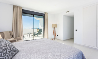 Ready to move in, spacious penthouse with panoramic sea views for sale in the hills of Estepona, close to the centre 67526 