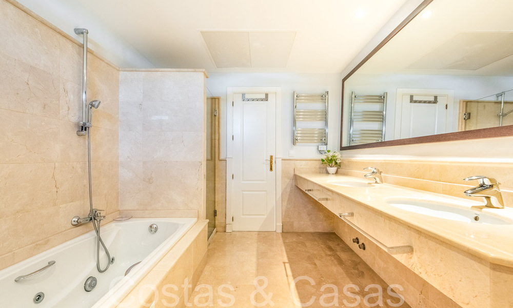 Beachside penthouse for sale within walking distance of the beach and centre in San Pedro, Marbella 67706