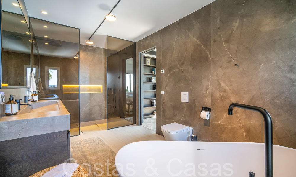 Prestigious townhouse for sale in a sought after golf enclave of Aloha Golf, Nueva Andalucia, Marbella 67736