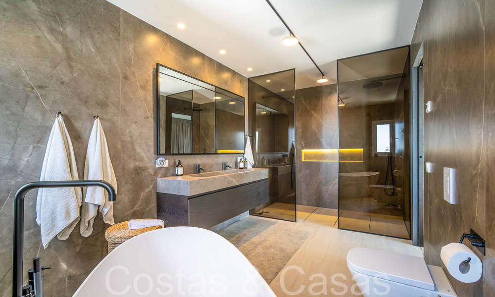 Prestigious townhouse for sale in a sought after golf enclave of Aloha Golf, Nueva Andalucia, Marbella 67737