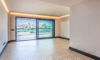Brand new luxury apartment for sale on an idyllic lake with sea views in Nueva Andalucia, Marbella 67781 