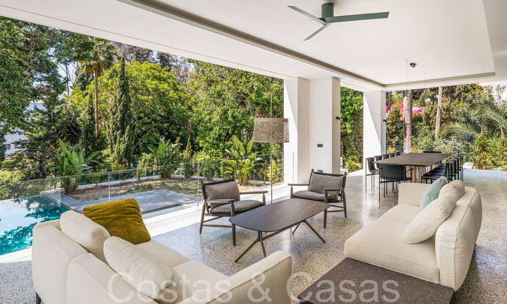 Luxurious eco-friendly villa for sale in a coveted urbanization on Marbella's Golden Mile 67807