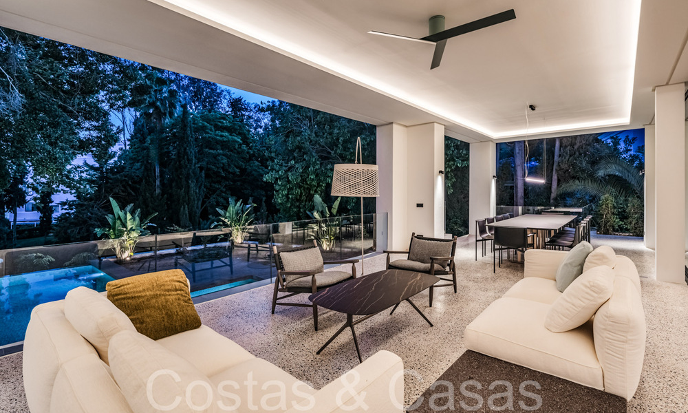 Luxurious eco-friendly villa for sale in a coveted urbanization on Marbella's Golden Mile 67814