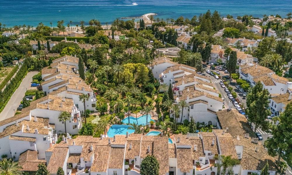 Spacious penthouse for sale located in Puente Romano on Marbella's Golden Mile 67879