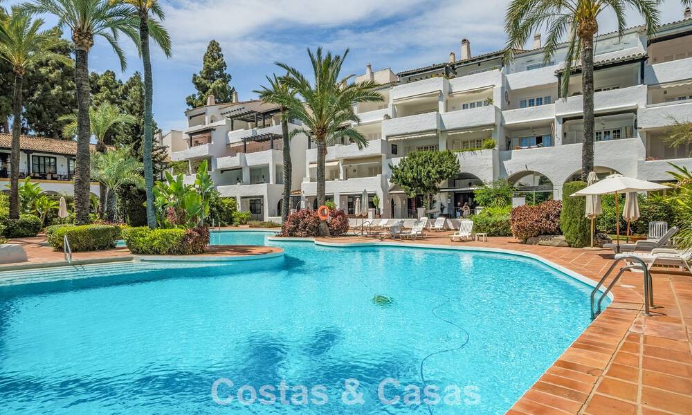 Spacious penthouse for sale located in Puente Romano on Marbella's Golden Mile 67886