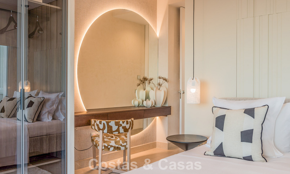 Sophisticated renovated apartment for sale in Las Dunas Park, an exclusive beach resort between Marbella and Estepona 774384