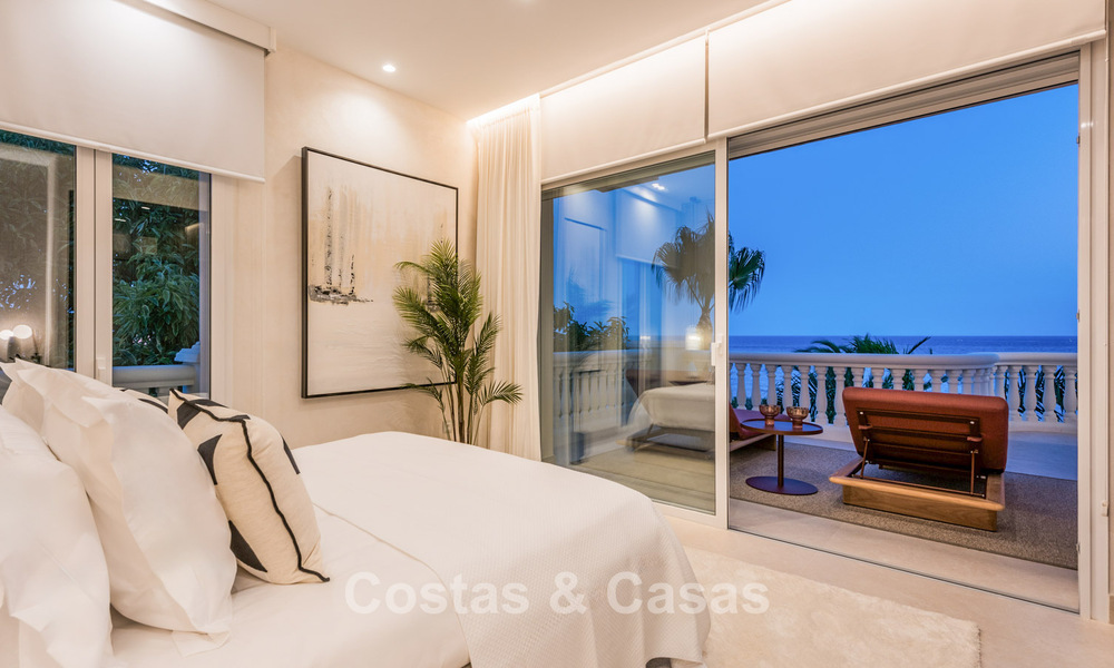 Sophisticated renovated apartment for sale in Las Dunas Park, an exclusive beach resort between Marbella and Estepona 774390