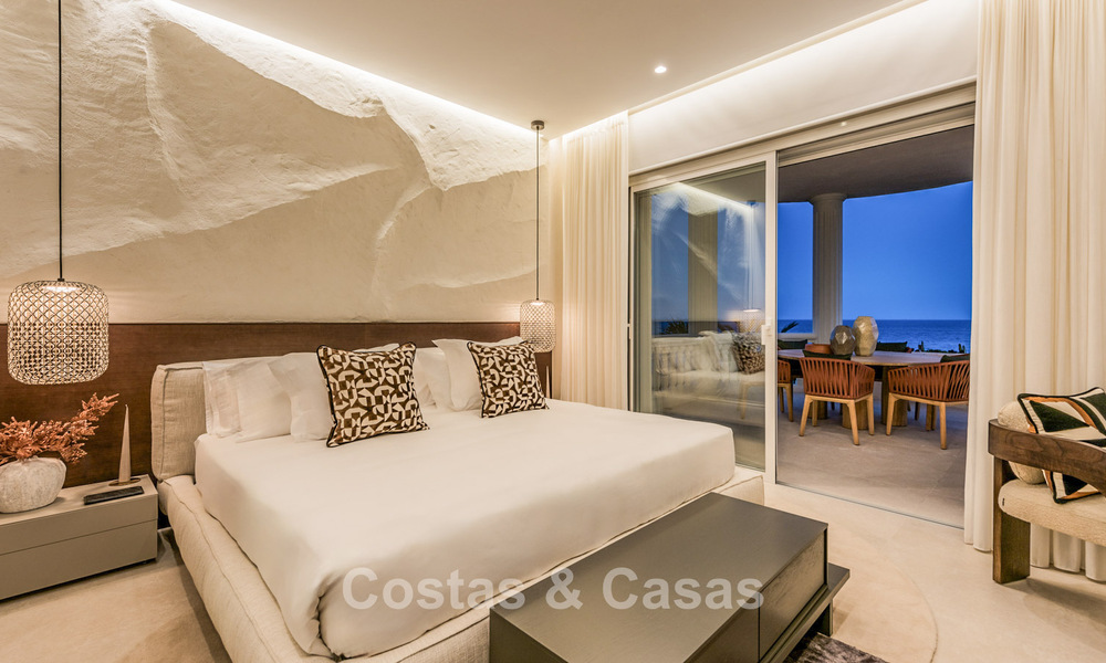 Sophisticated renovated apartment for sale in Las Dunas Park, an exclusive beach resort between Marbella and Estepona 774391