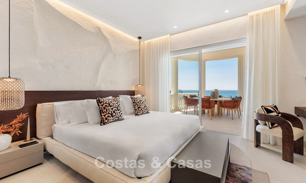 Sophisticated renovated apartment for sale in Las Dunas Park, an exclusive beach resort between Marbella and Estepona 774397
