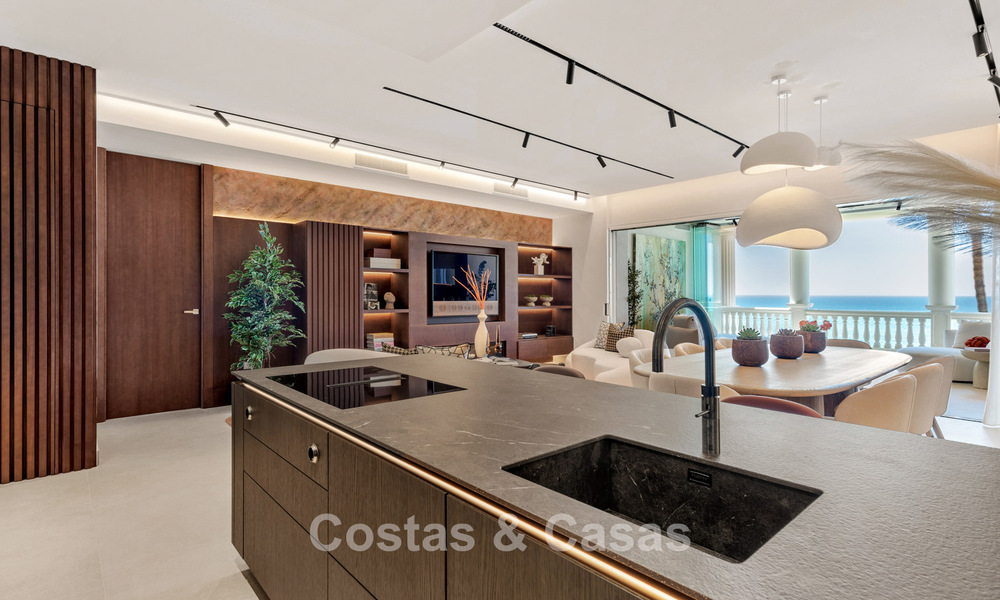 Sophisticated renovated apartment for sale in Las Dunas Park, an exclusive beach resort between Marbella and Estepona 774398