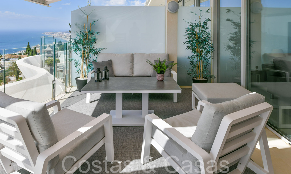 Luxurious, modern, duplex penthouse with panoramic sea views for sale in Benalmadena, Costa del Sol 68018